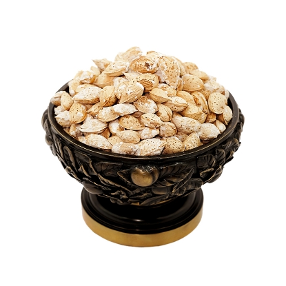 تصویر  بادام پوست دار اصفهان