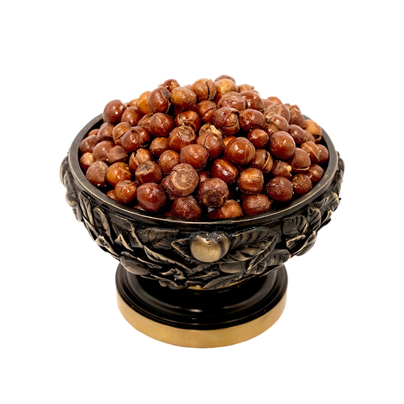 تصویر  فندق با پوست